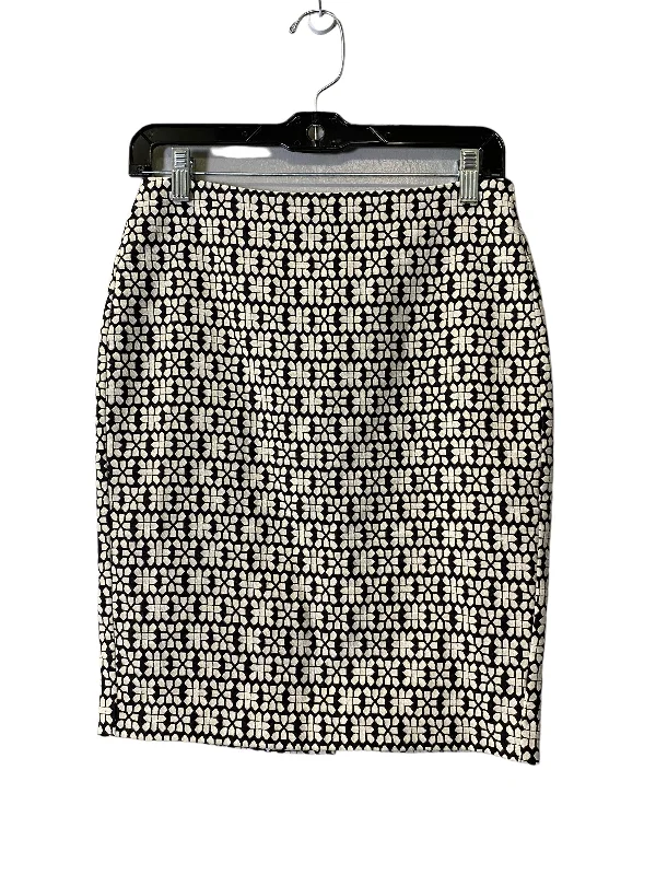 Skirt Midi By Banana Republic In Black & White, Size: 0