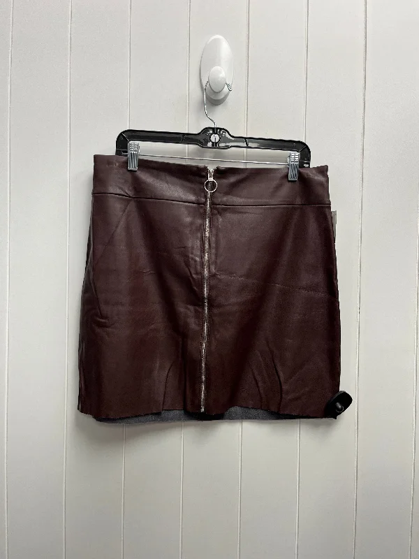 Skirt Mini & Short By Express In Brown, Size: 14